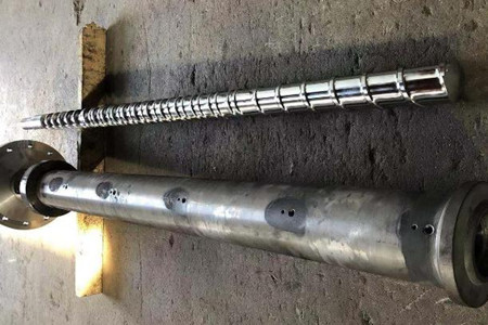 注塑機機筒螺桿使用時需要注意哪些事項？